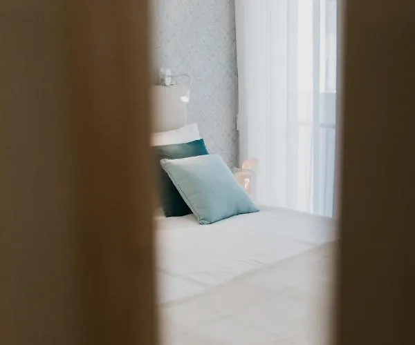 Casa Lumar - * Σεσίμπρα